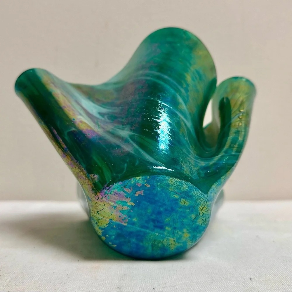 Modernist Iridescent Green and Blue Art Glass Handkerchief Decorative Vase-6”H